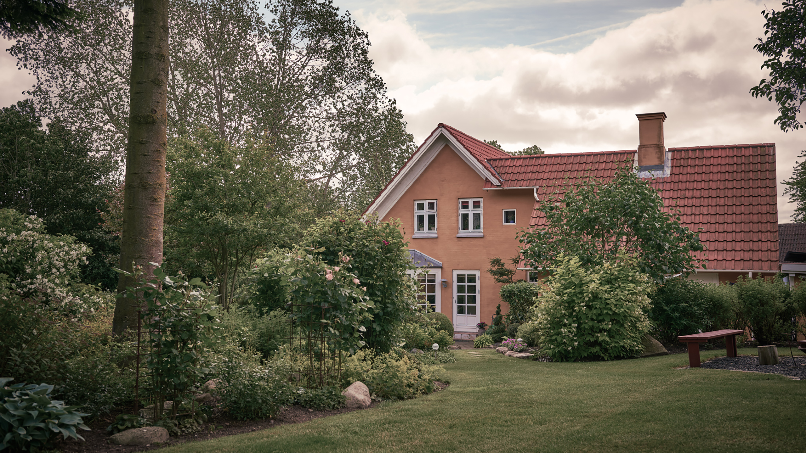 Villa hus med have