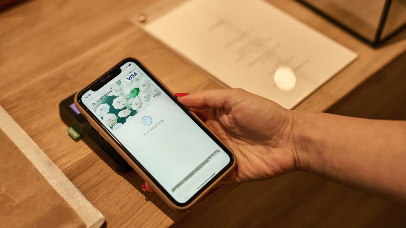 Betaling ved terminal med mobil betalingskort